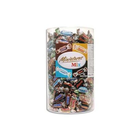 Assortiment de mini bonbons confiseries : Mars, Bounty, Snikers, Twix. Tubo de 296 pièces. 3 kg.